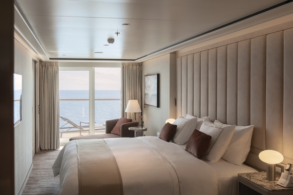 Silversea Silver Nova - Owner Suite 2, ©Silversea Cruises Ltd.jpg
